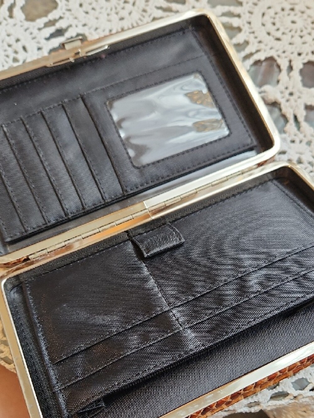 Large Snakeskin Pattern Wallet - Picture 3 of 6